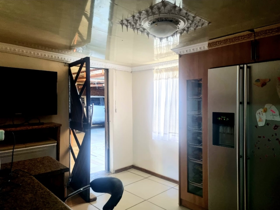 3 Bedroom Property for Sale in Beaconsfield Northern Cape